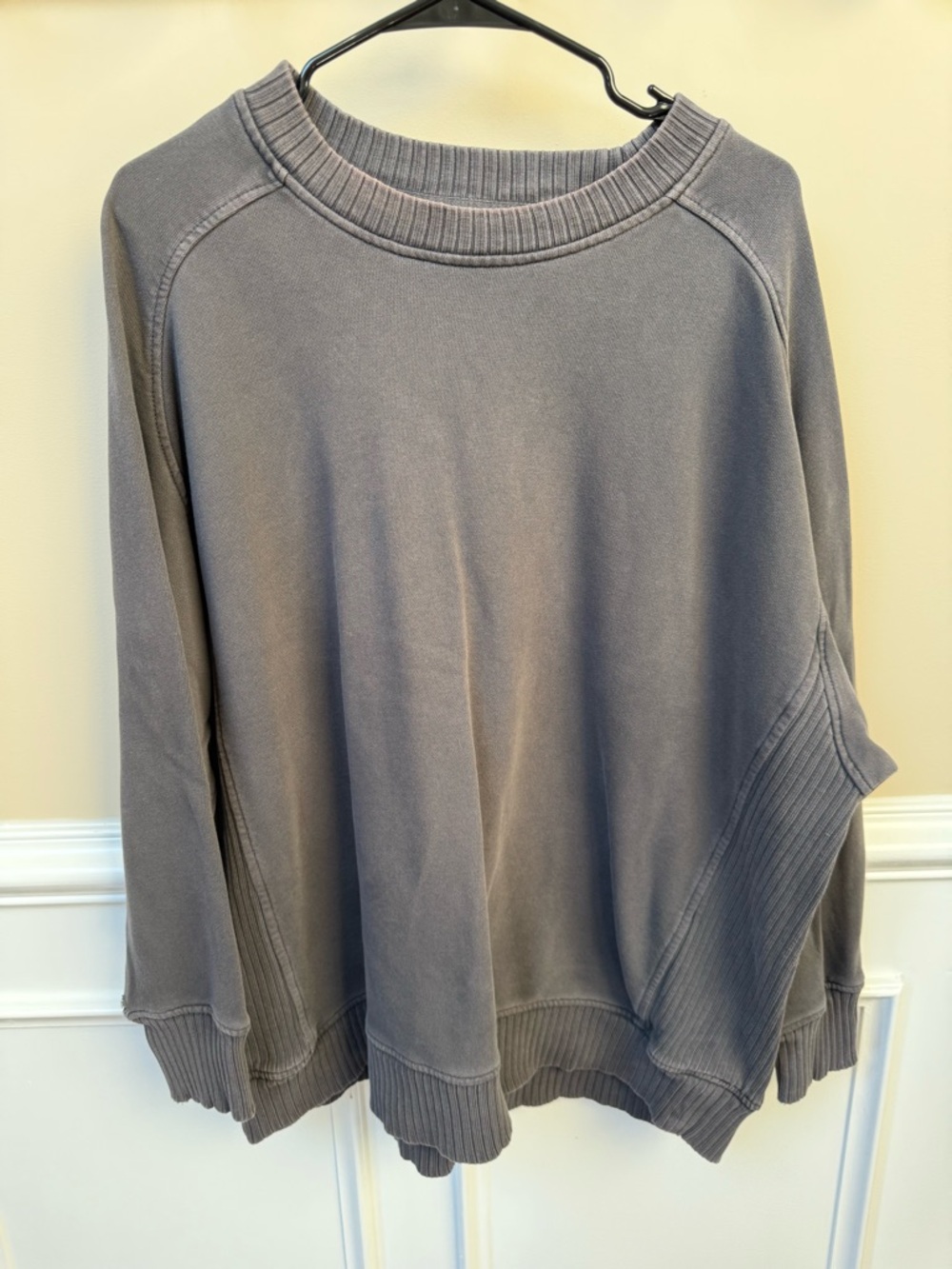 aerie Oversized Crewneck Sweatshirt in Faded Gray